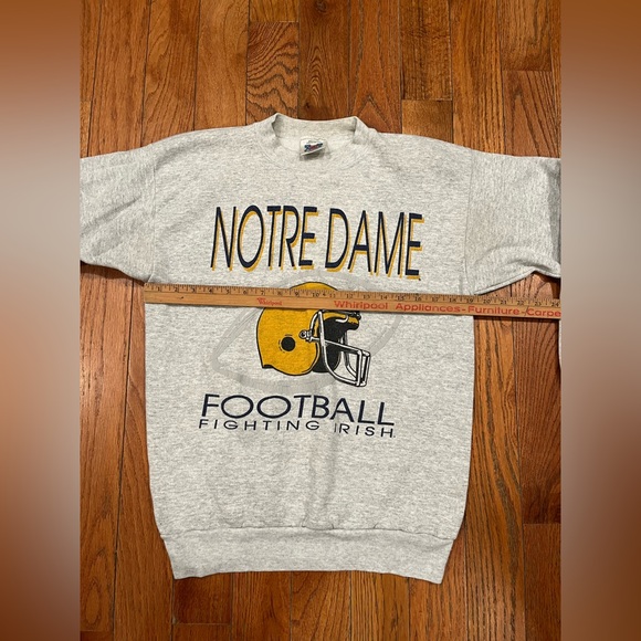 Vintage Notre Dame Fightin Irish Football Sweatshirt Large Grey Crewneck TNT - Picture 7 of 9